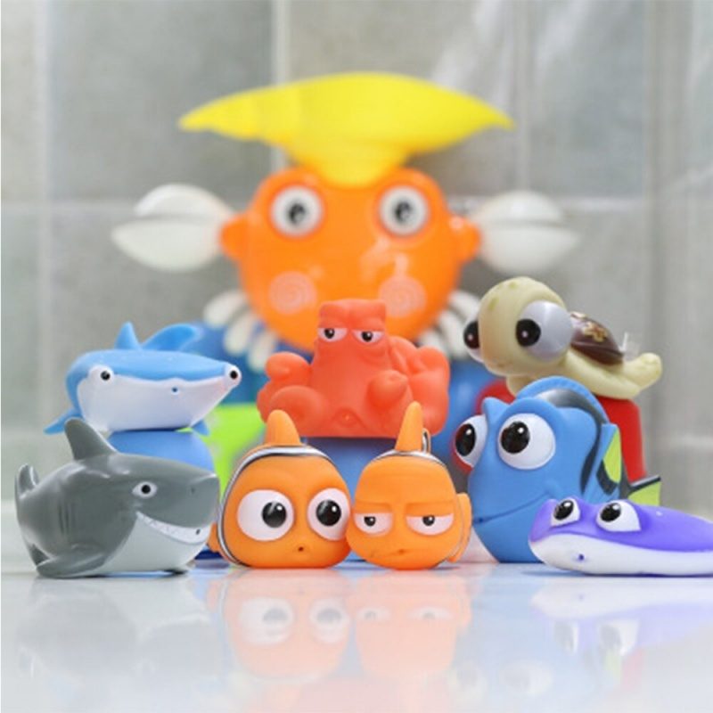 Babafürdőjátékok Nemo Dory Úszós Spray Víznyomással