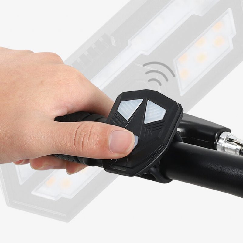 West Biking Smart Bike Light Vezeték Nélküli Távirányítós Fogasléc Lámpa Led Jelző Hátsó Usb Kerékpár Újratölthető Villogó